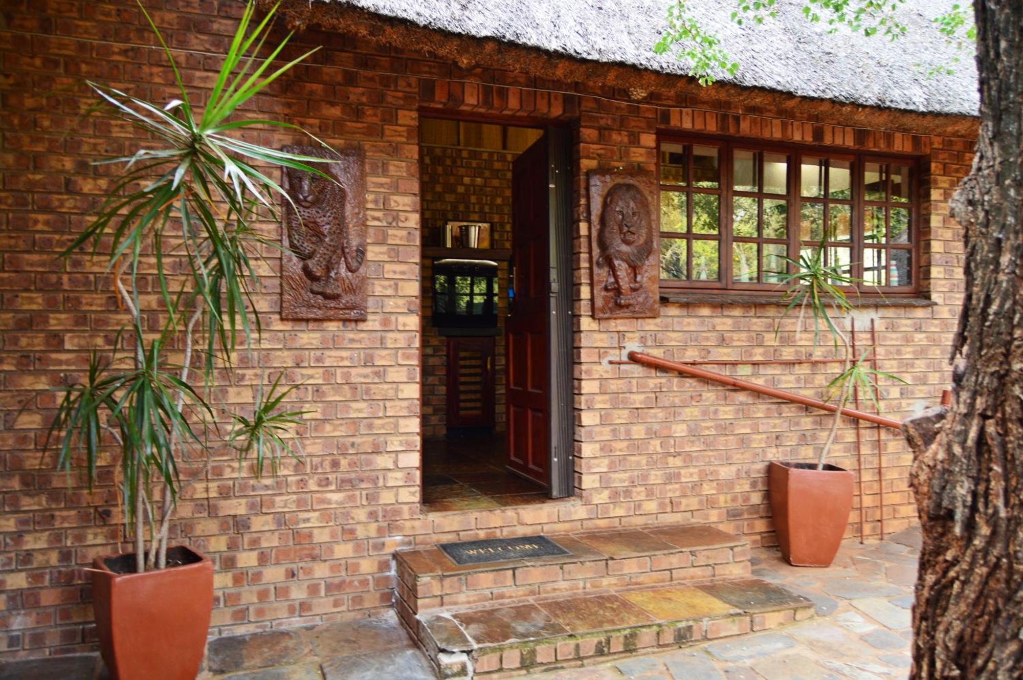Bona Ngwenya Lodge & Safaris Marloth Park Ngoại thất bức ảnh